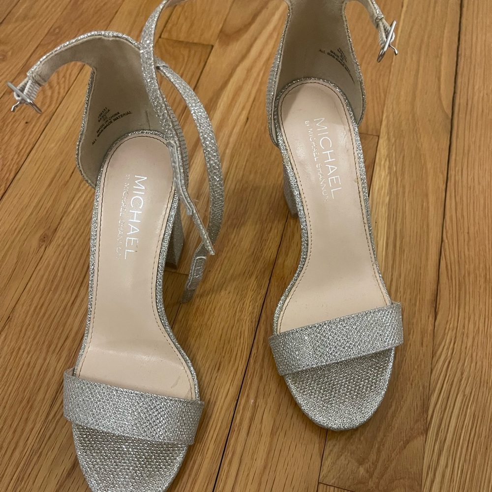 Prom shoes